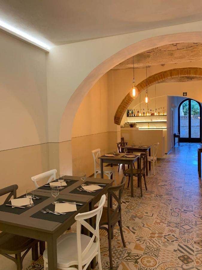 Albergo Roma Buonconvento Exteriör bild